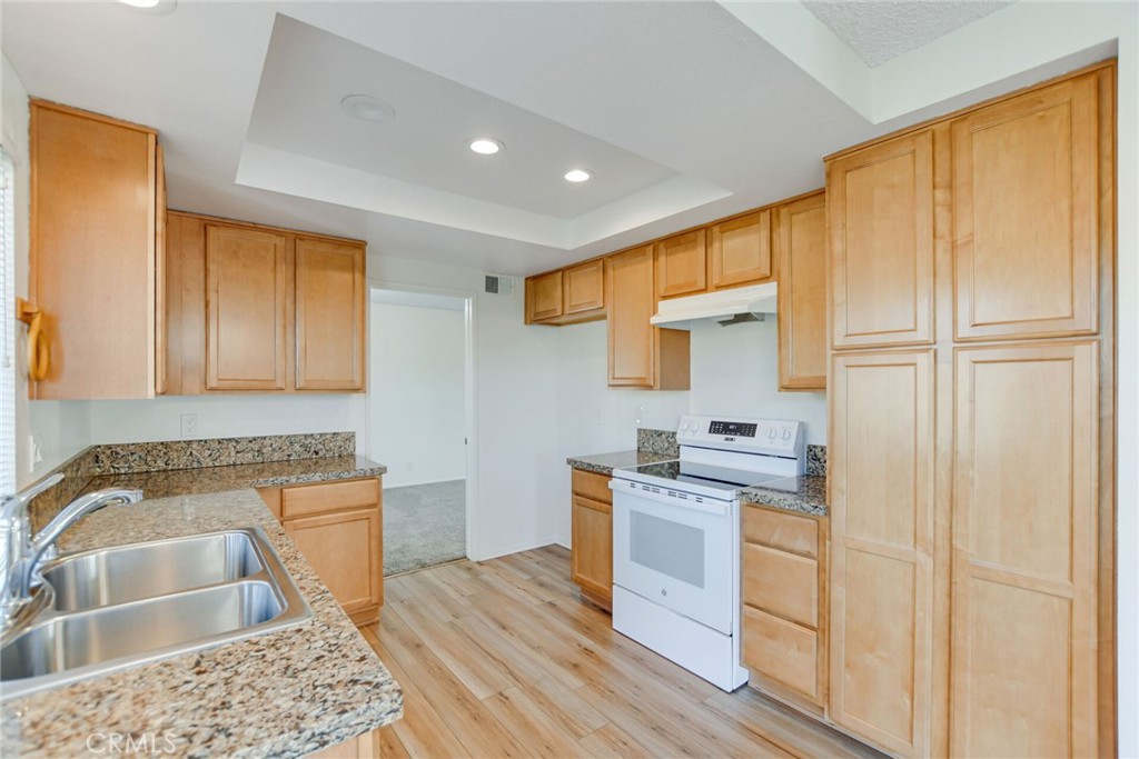 2785 Westfield