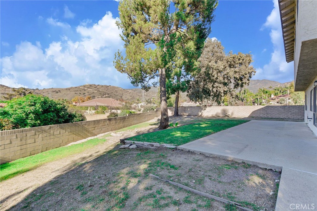 2785 Westfield