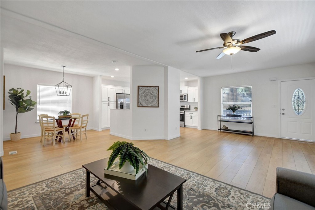 8651 Foothill Boulevard 42