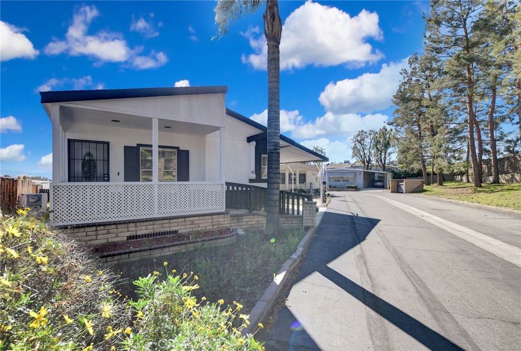8651 Foothill Boulevard 42