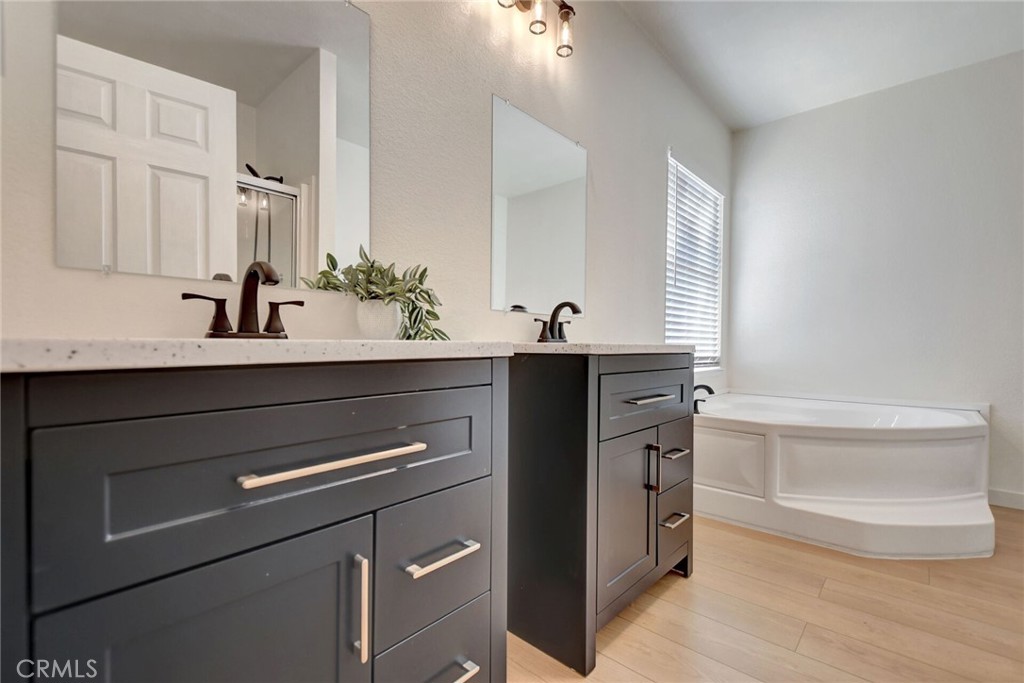 8651 Foothill Boulevard 42