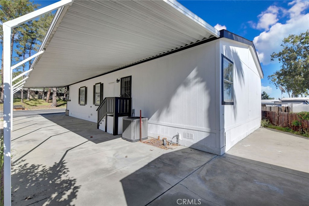 8651 Foothill Boulevard 42