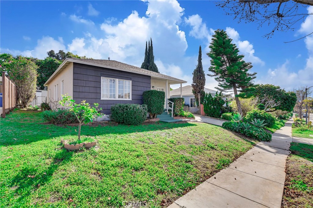 10724 Kelmore Street