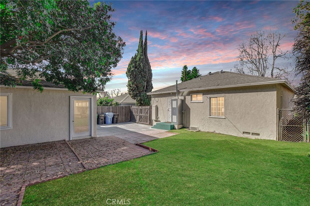 10724 Kelmore Street