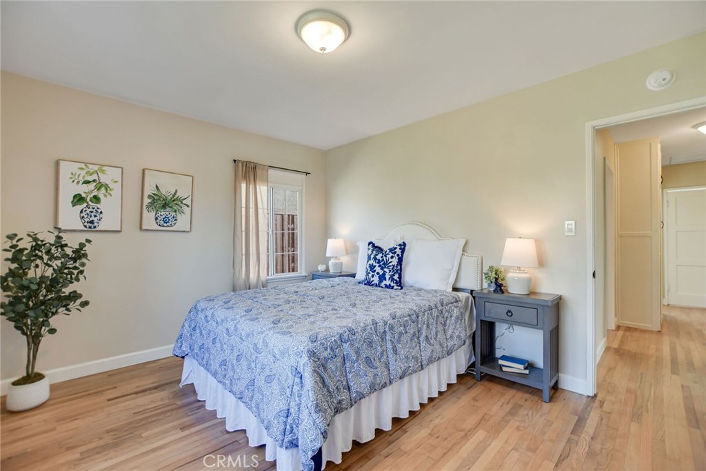 10724 Kelmore Street