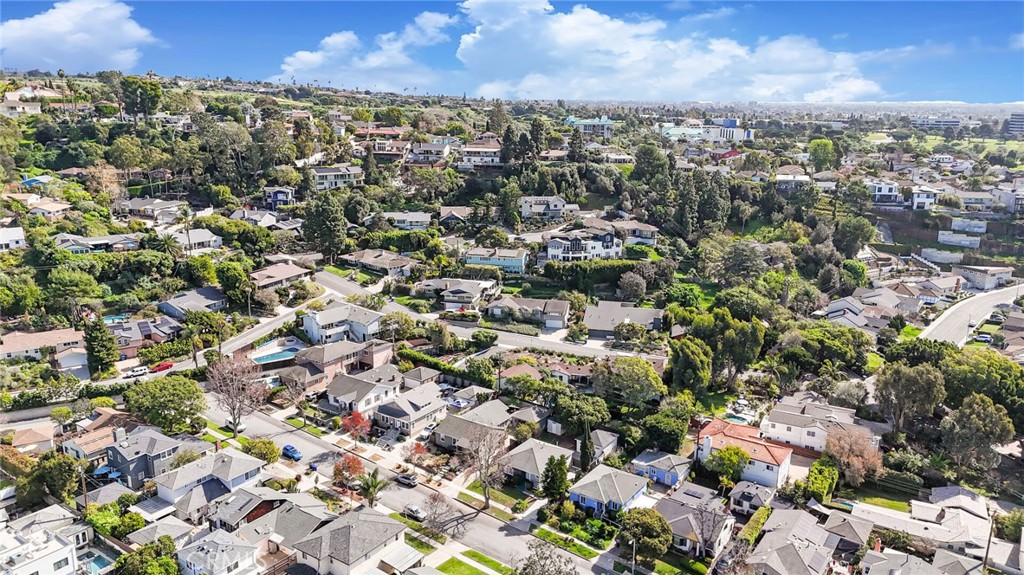 10724 Kelmore Street