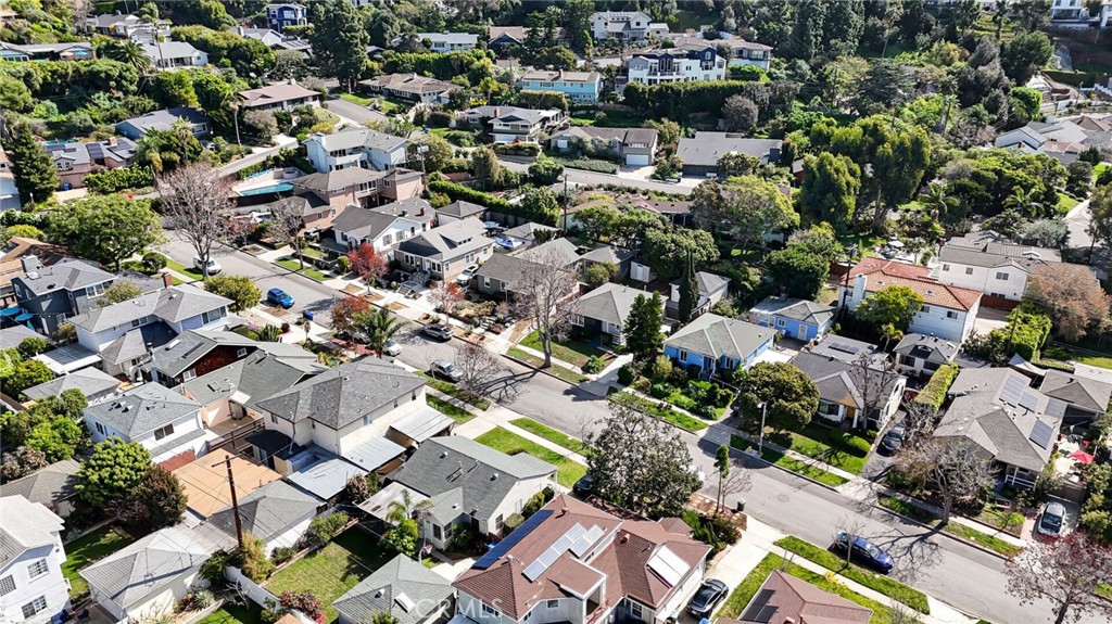 10724 Kelmore Street