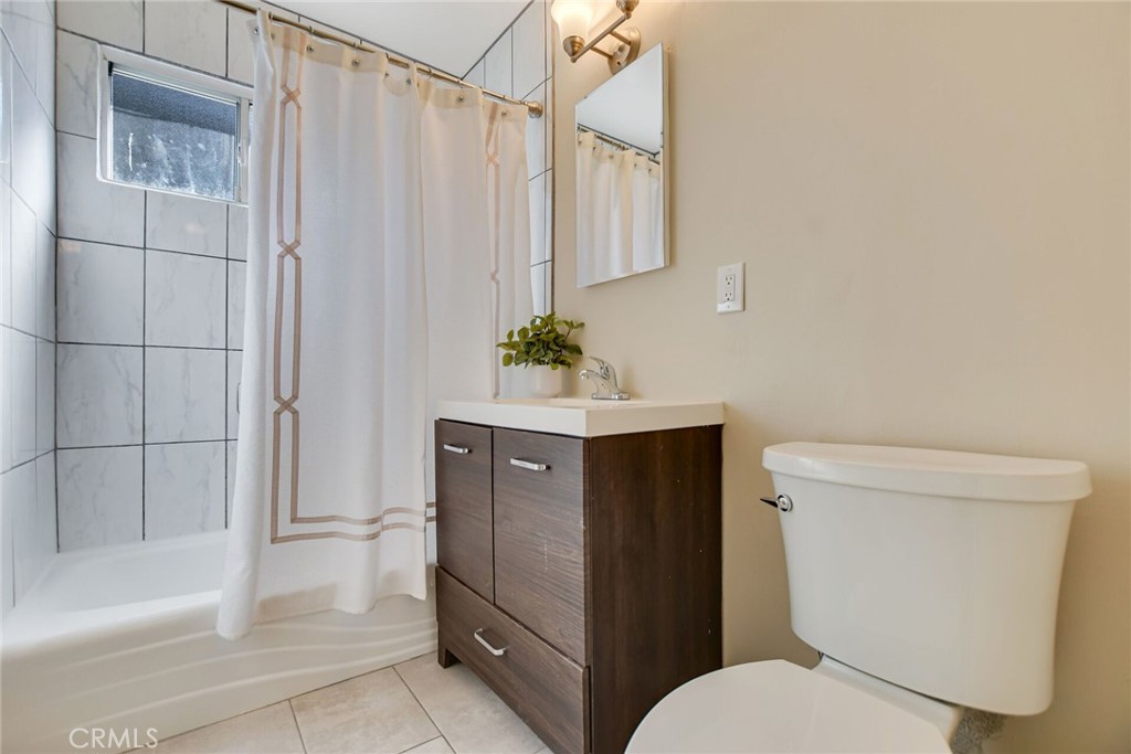 10724 Kelmore Street