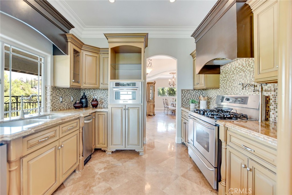 770 S Tonopah Court