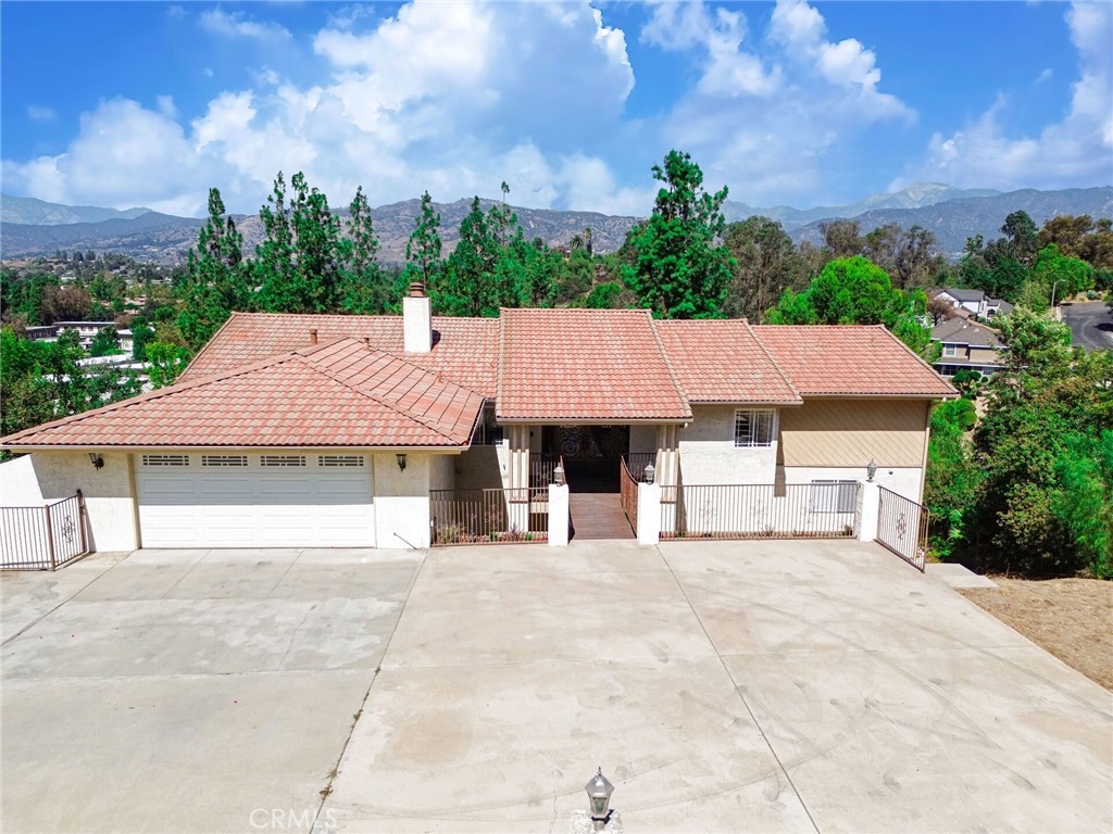770 S Tonopah Court