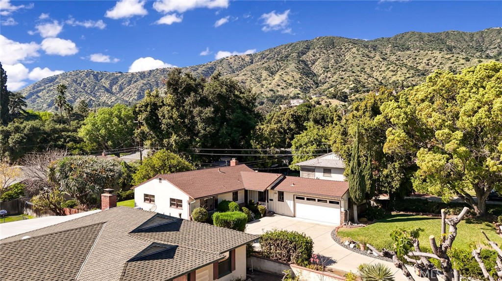 617 N Vista Bonita Avenue