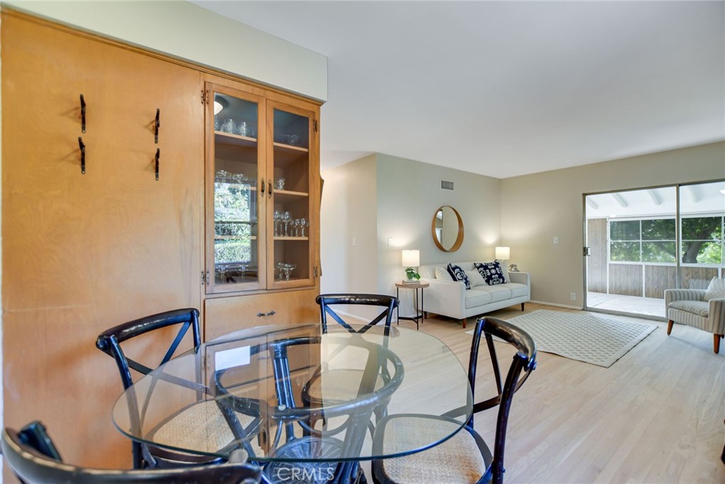 617 N Vista Bonita Avenue