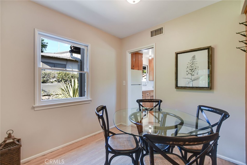 617 N Vista Bonita Avenue