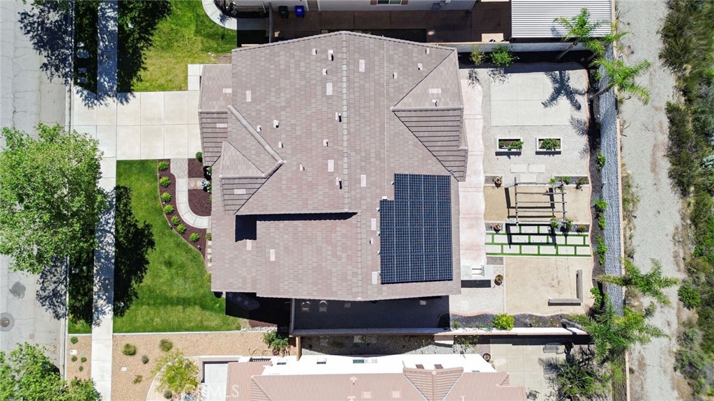 5042 Glenwood Avenue