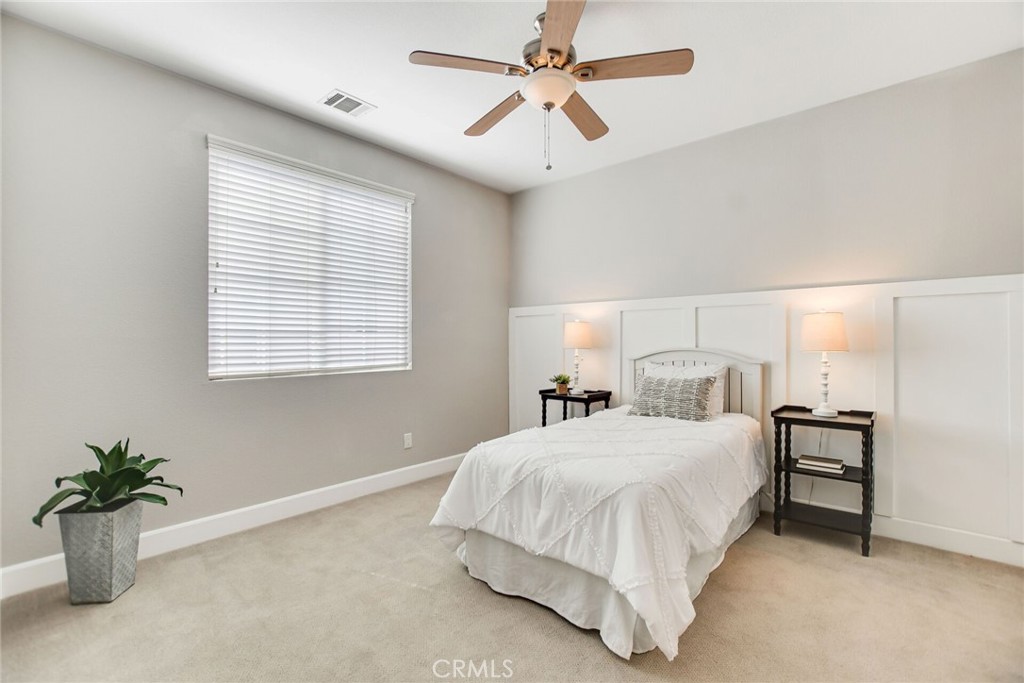 5042 Glenwood Avenue