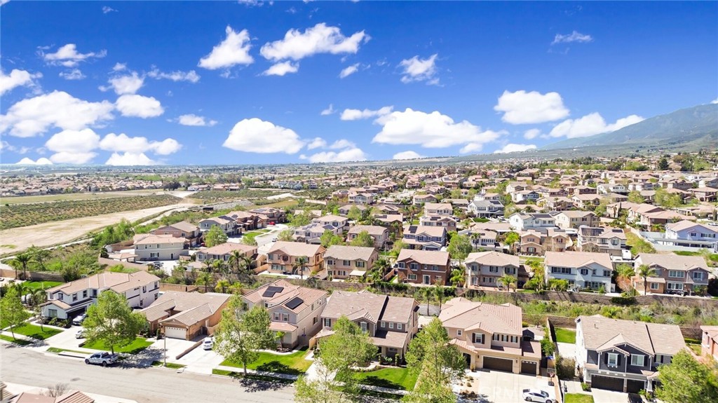 5042 Glenwood Avenue