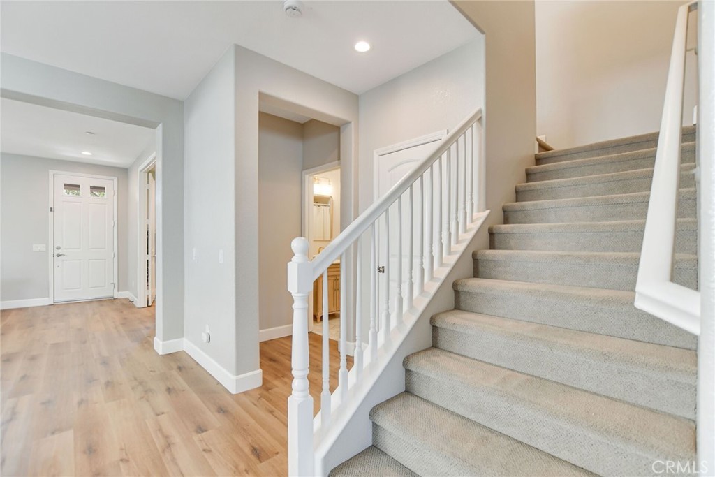 5042 Glenwood Avenue