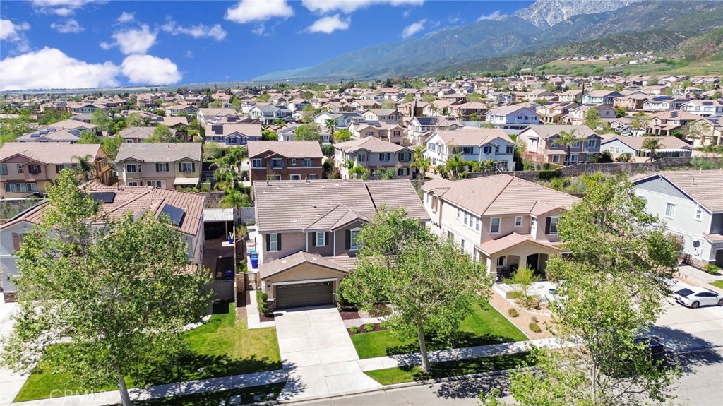 5042 Glenwood Avenue