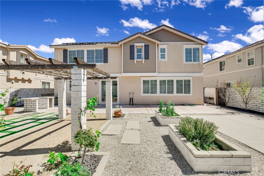 5042 Glenwood Avenue