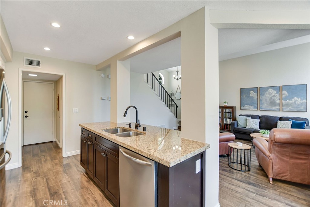 1247 Deer Creek