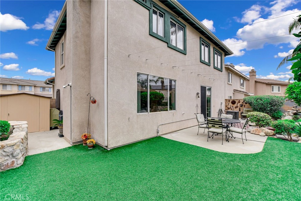 5744 Tamarisk Way