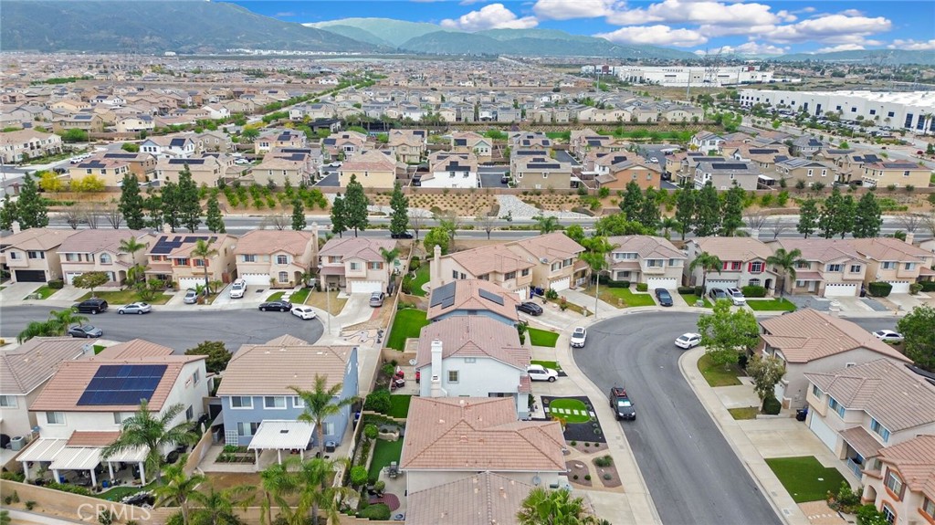 5744 Tamarisk Way
