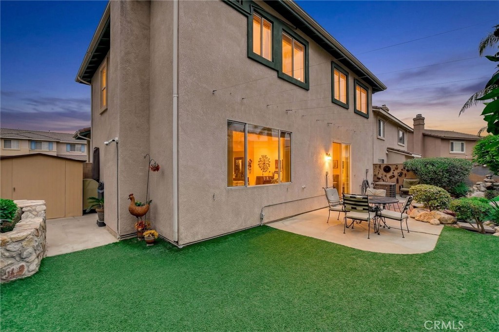 5744 Tamarisk Way