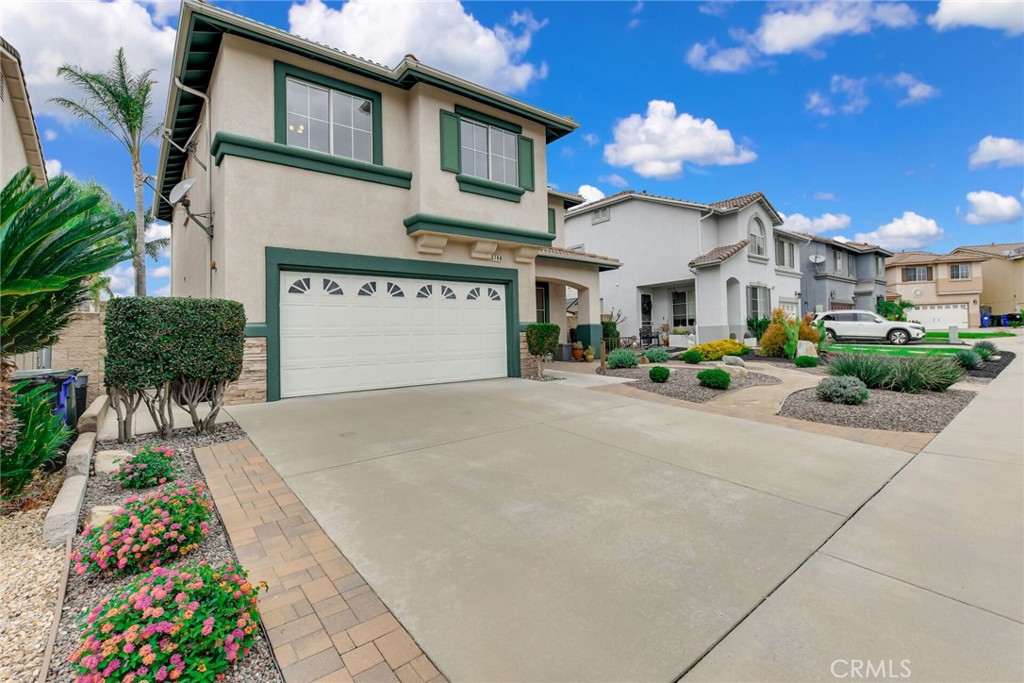 5744 Tamarisk Way