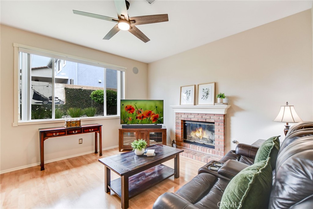 5744 Tamarisk Way