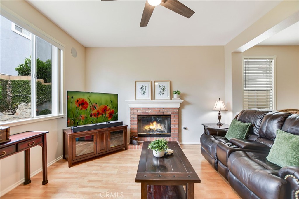 5744 Tamarisk Way