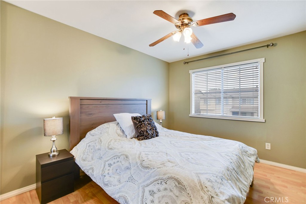 5744 Tamarisk Way