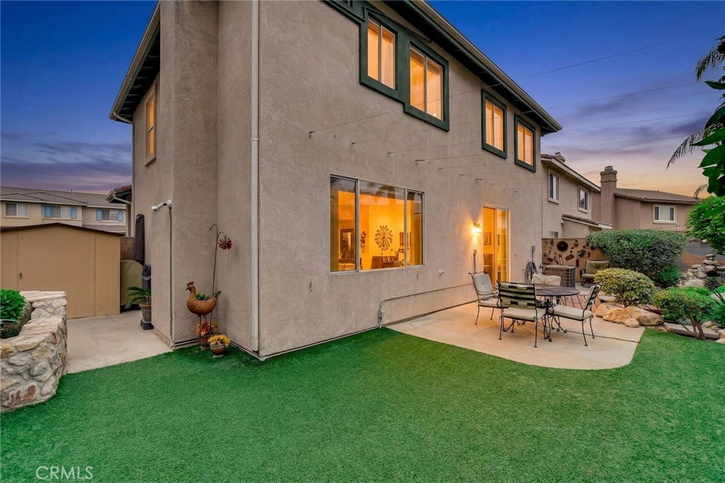 5744 Tamarisk Way