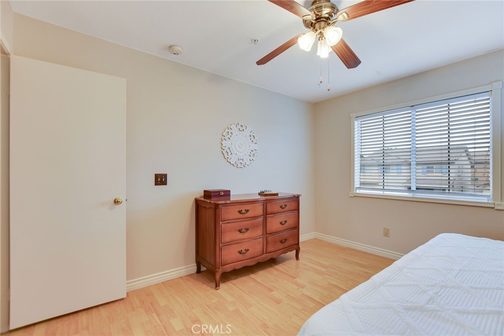 5744 Tamarisk Way