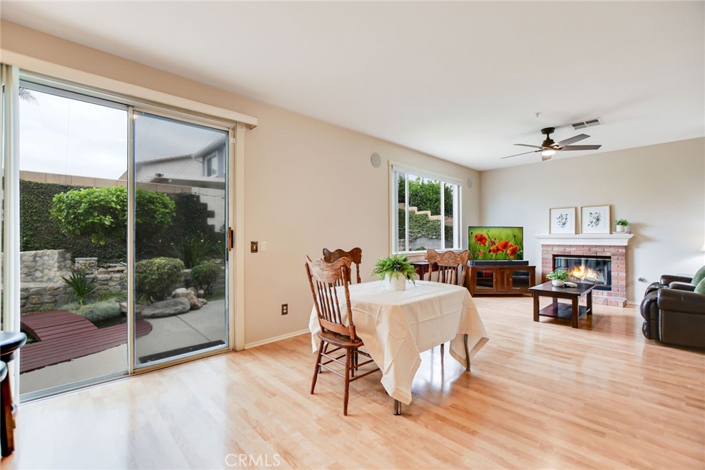5744 Tamarisk Way