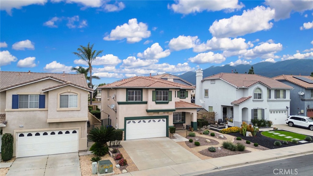 5744 Tamarisk Way
