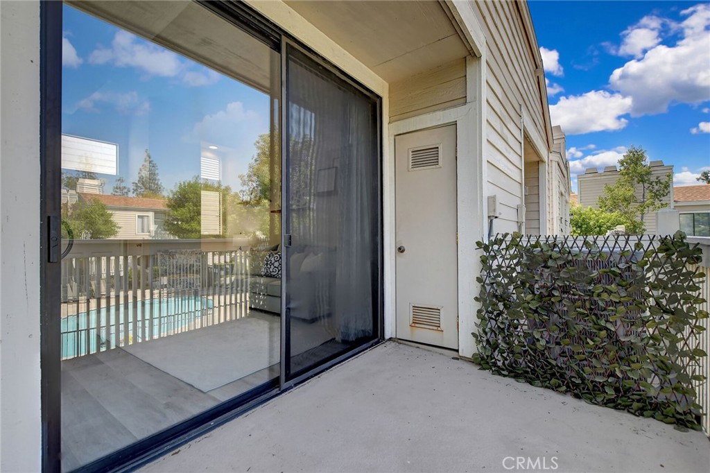 4900 N Grand Avenue 332