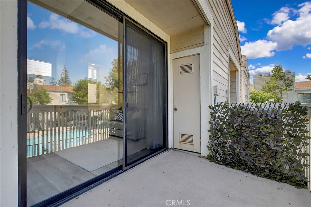 4900 N Grand Avenue 332