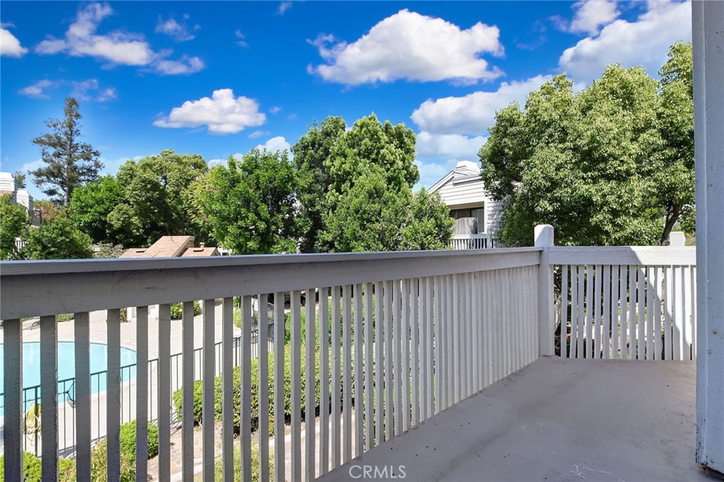 4900 N Grand Avenue 332