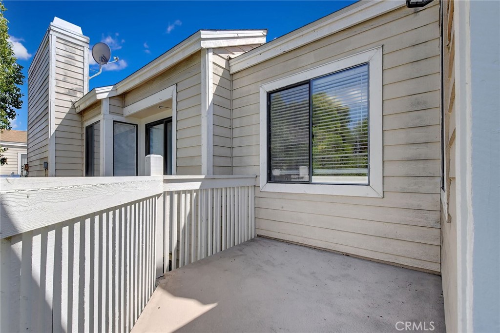 4900 N Grand Avenue 332