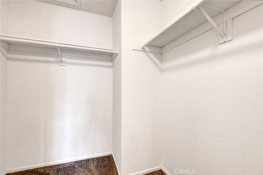 4900 N Grand Avenue 332