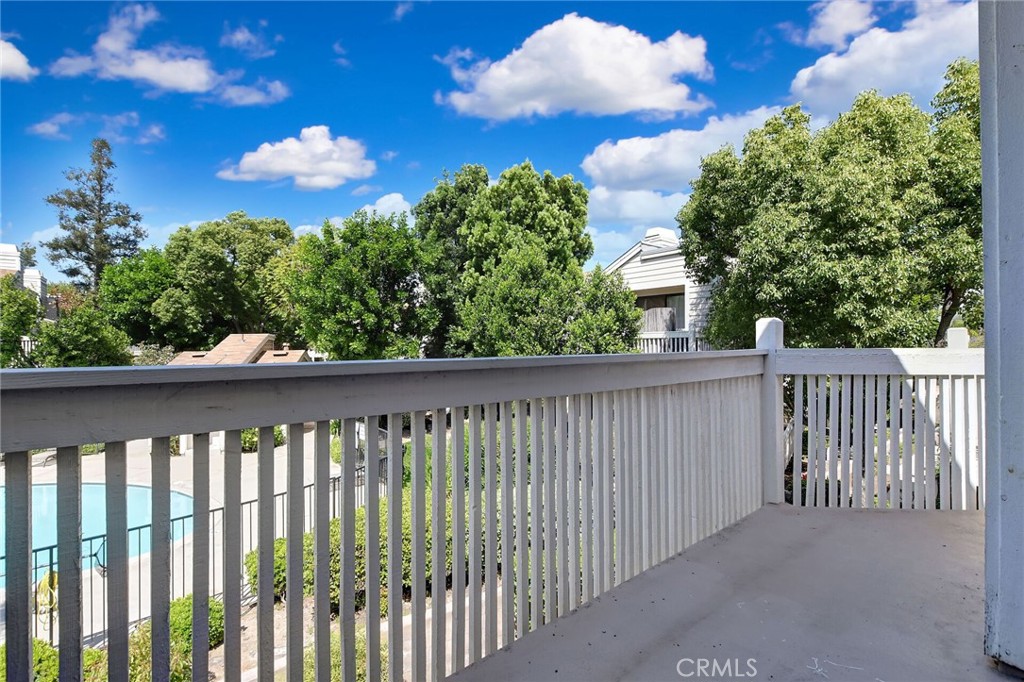 4900 N Grand Avenue 332