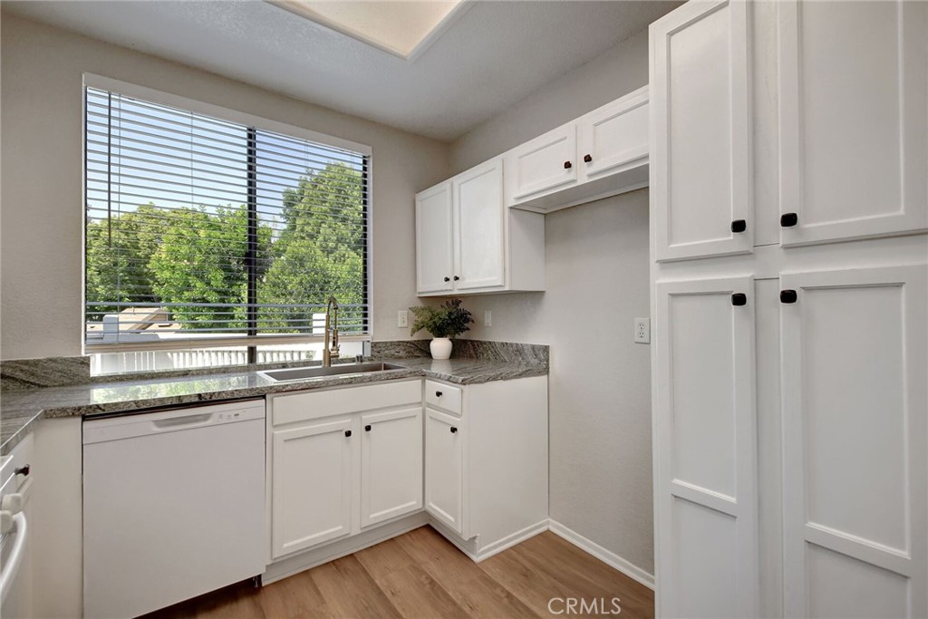 4900 N Grand Avenue 332