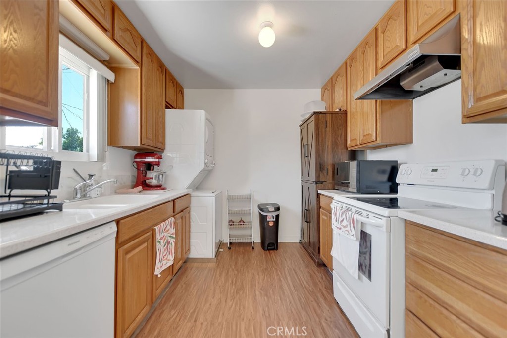 2506 Hayes Drive