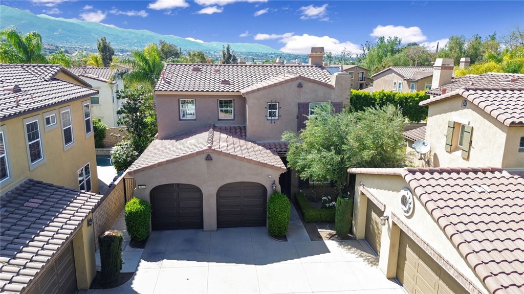 4330 Altivo Lane