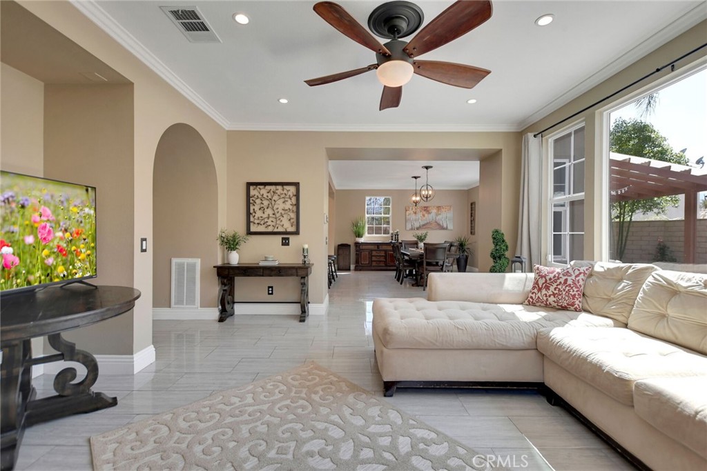 4330 Altivo Lane