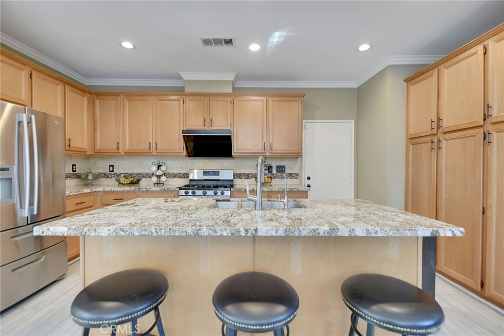 4330 Altivo Lane