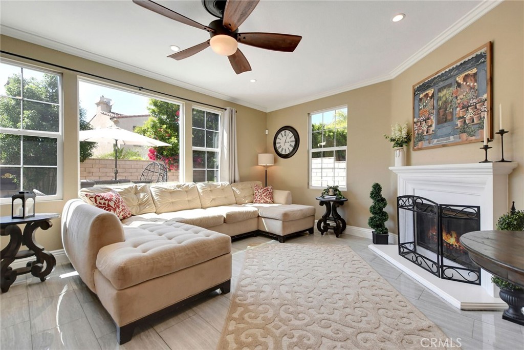 4330 Altivo Lane
