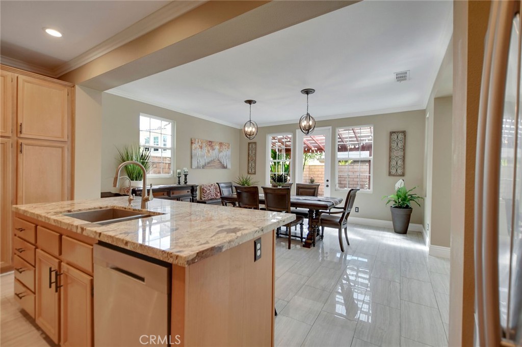 4330 Altivo Lane