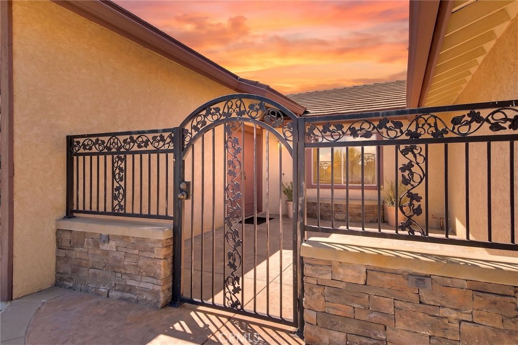 5328 Ranch Gate