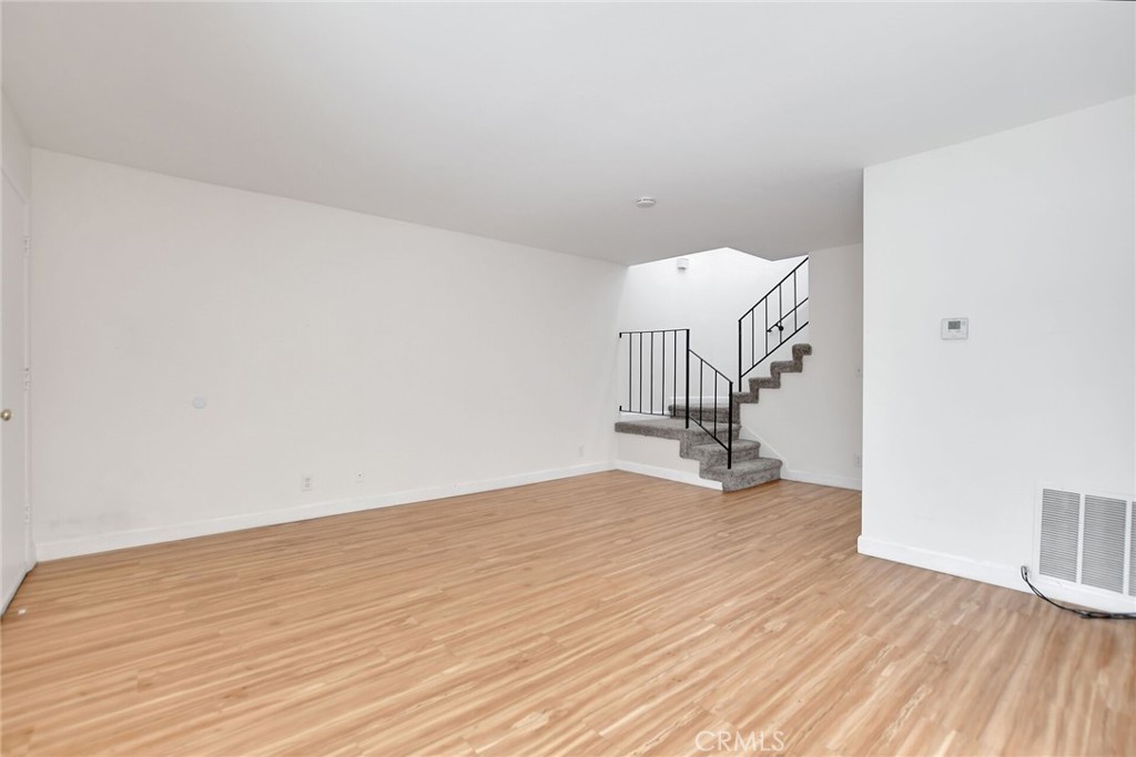 1460 Forest Glen 4